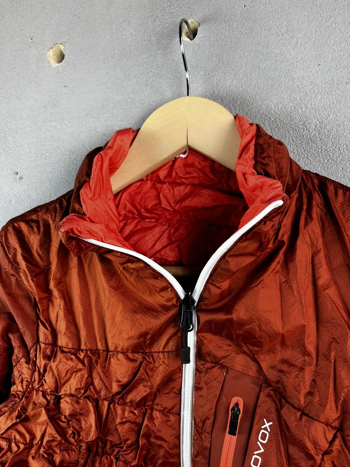 ORTOVOX Ortovox Size S / US 4 / IT 40 - 2 Thumbnail