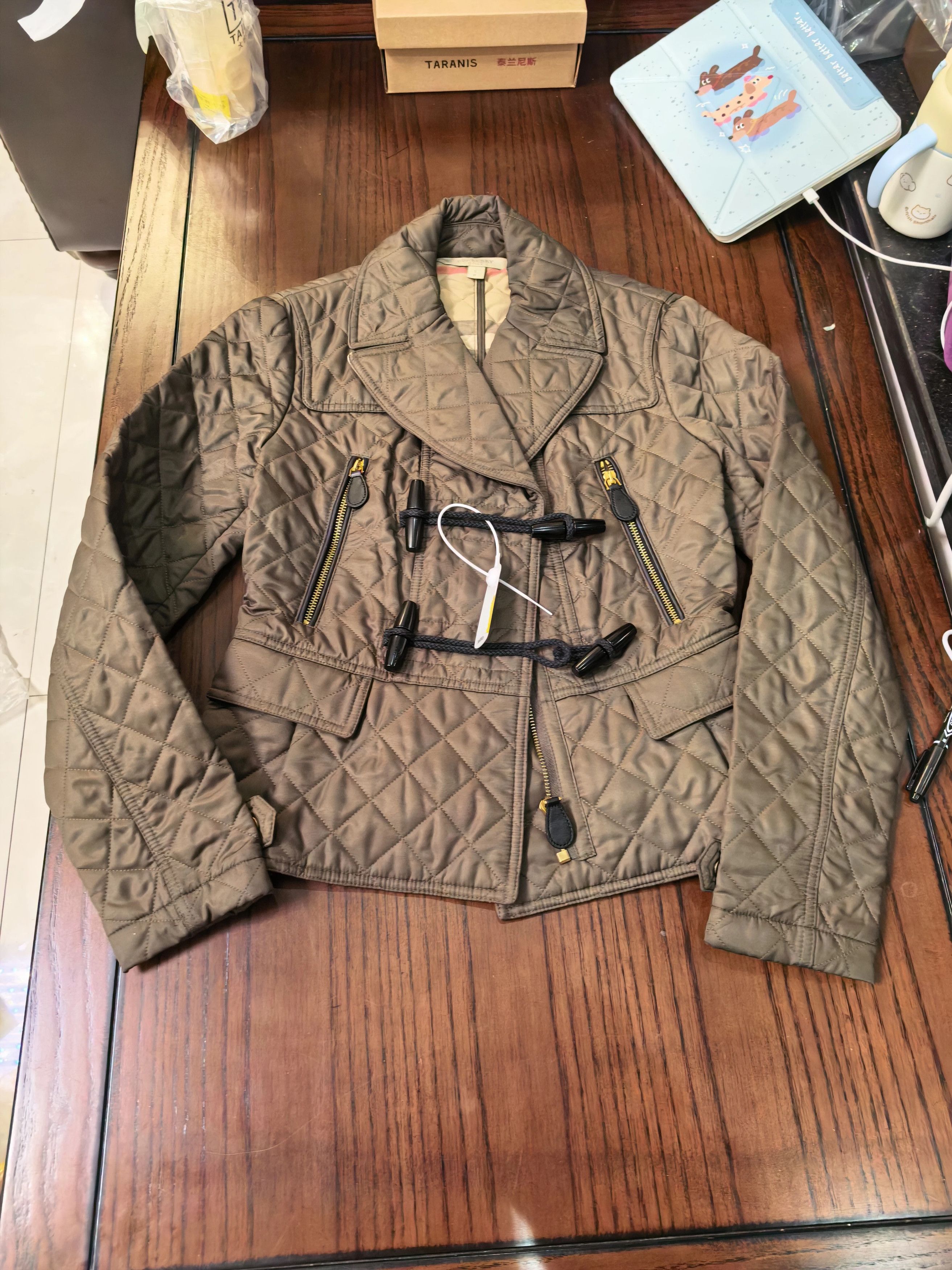 Burberry Burberry Quilted Jacket Like New S Size S / US 4 / IT 40 - 1 Thumbnail