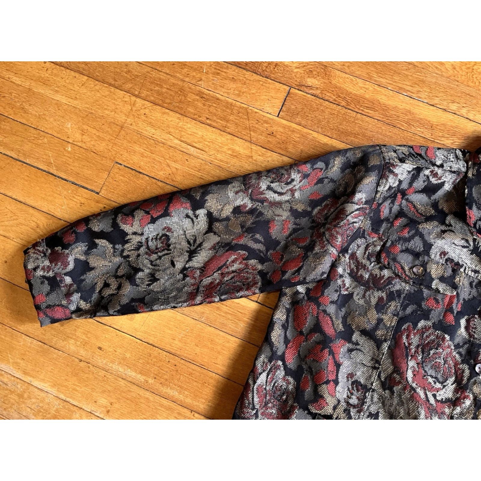 Vintage VINTAGE Chico’s Floral Denim Jacket Women’s 3 Jacquard All Over Print Tapestry Jacket Size XS / US 0-2 / IT 36-38 - 4 Thumbnail