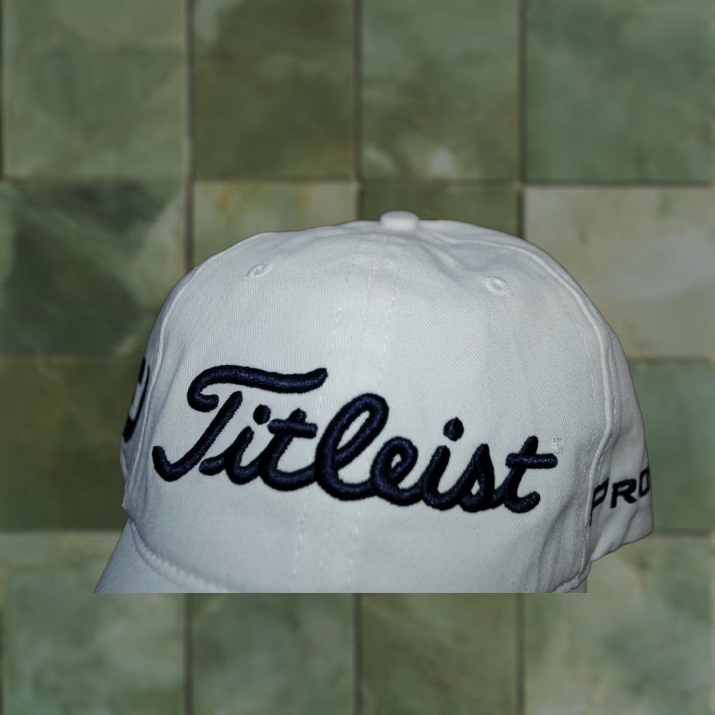 Titleist TITLEIST FJ PRO V1 GOLF HAT CAP STRAPBACK AUTOGRAPH SIGNED PLAYER MEN White Cap Hat Size ONE SIZE - 1 Thumbnail