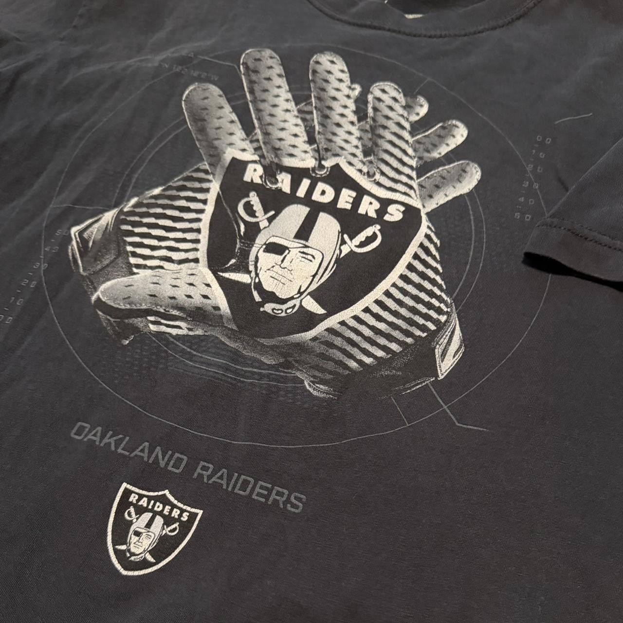 Nike Vintage 2000s Nike Oakland Raiders Tee - Black Size US M / EU 48-50 / 2 - 1 Thumbnail