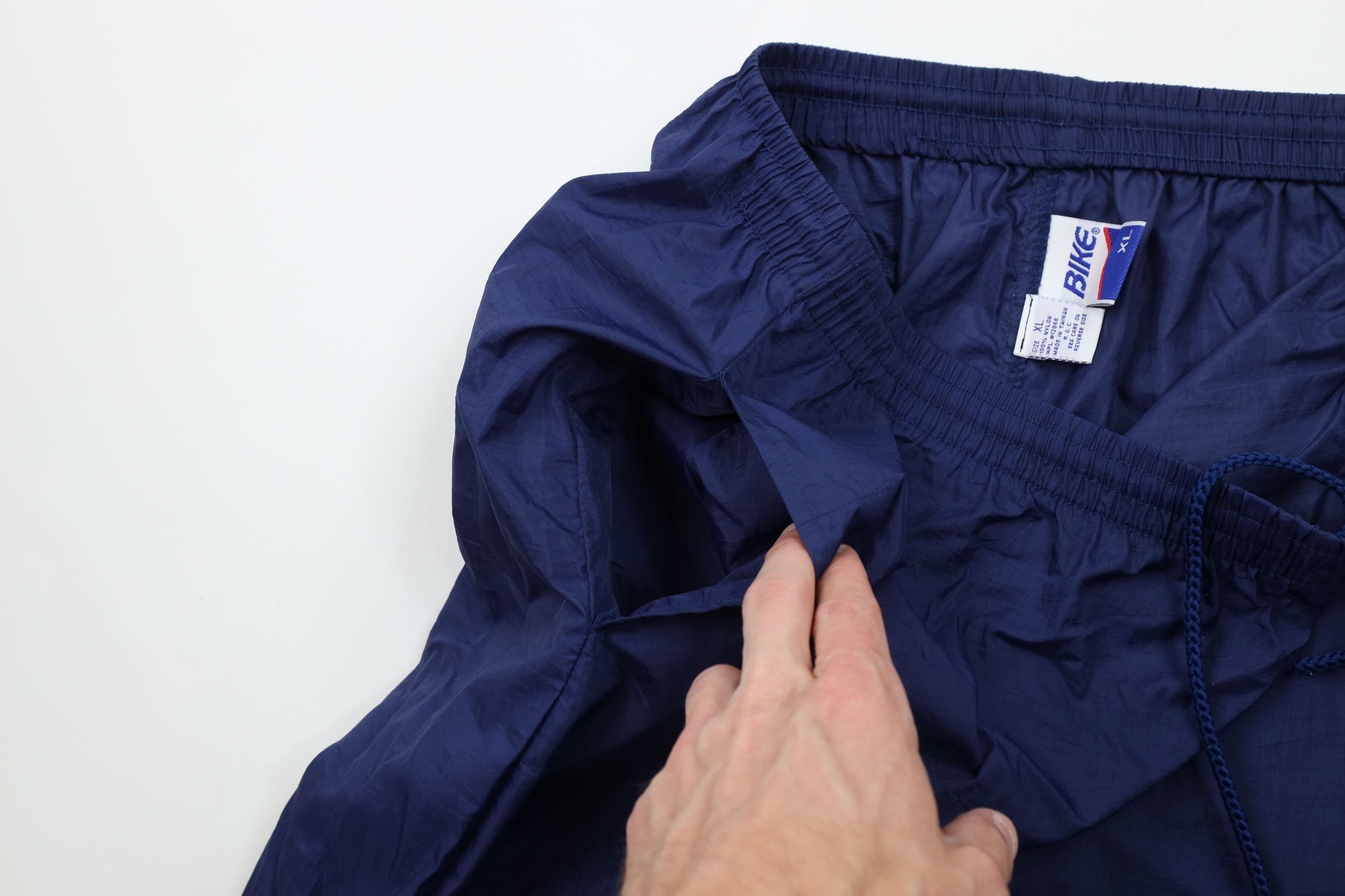 Vintage Vintage 90s Bike Blank Windbreaker Joggers Pants Nylon Blue Size US 38 / EU 54 - 7 Thumbnail