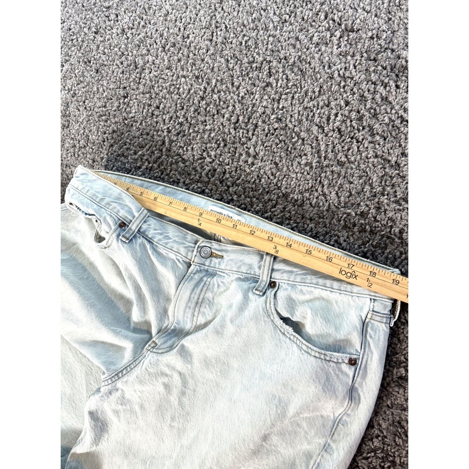 Abercrombie & Fitch Abercrombie & Fitch Jeans Women 38x28 Light Wash Frayed Wide-Leg Denim Slim Relaxed Rise Low 28 in Blue Womens Size 26" / US 2 / IT 38 - 4 Thumbnail