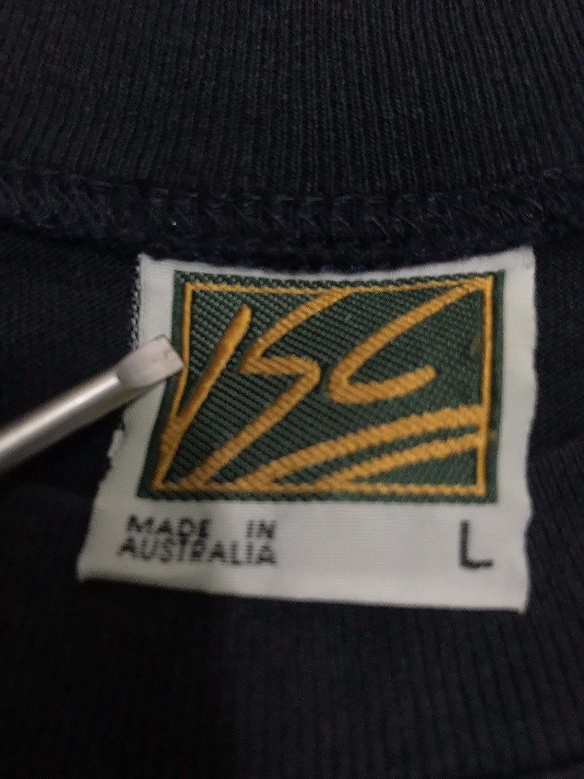 Other × Vintage Vintage 1998 Adelaide Crows AFL Back to back premier Size US L / EU 52-54 / 3 - 5 Thumbnail