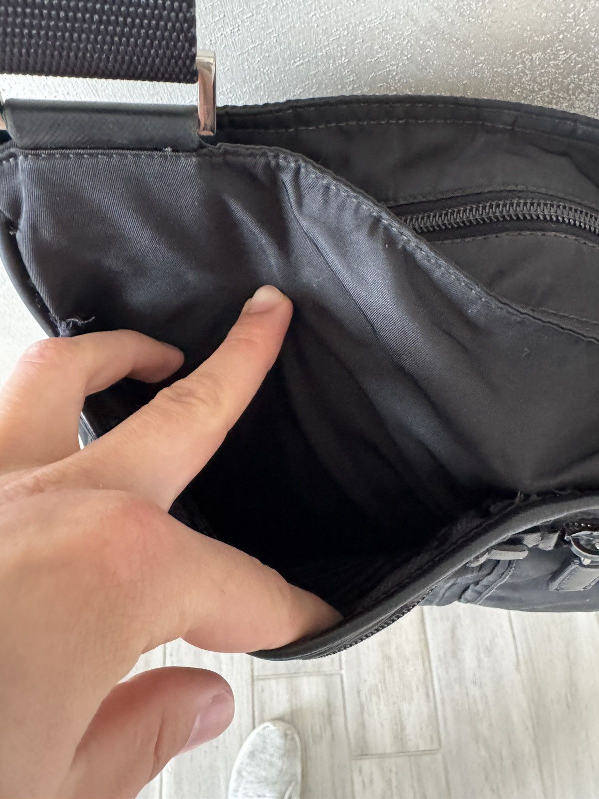Prada Prada Nylon Black Messenger Crossbody Bag Size ONE SIZE - 6 Thumbnail