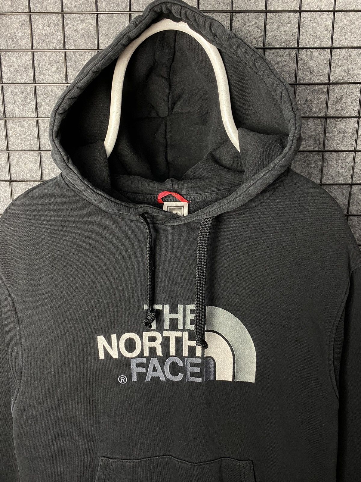 The North Face The North Face Outdoor Streetwear Big Logo Hoodie Size M Size US M / EU 48-50 / 2 - 2 Thumbnail