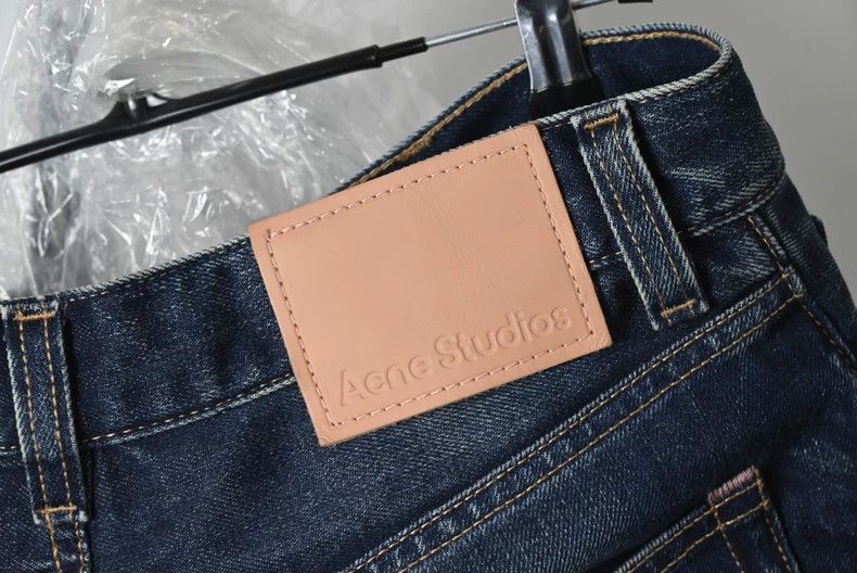 Acne Studios acne studiosWater moire cat whiskers jeans 2503-Nextarrow Size US 28 / EU 44 - 3 Thumbnail