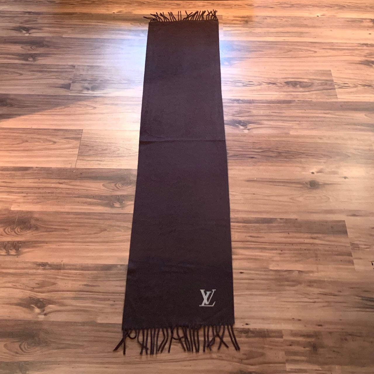 Louis Vuitton Louis Vuitton Brown Cashmere Logo Fringed Scarf Size ONE SIZE - 5 Thumbnail