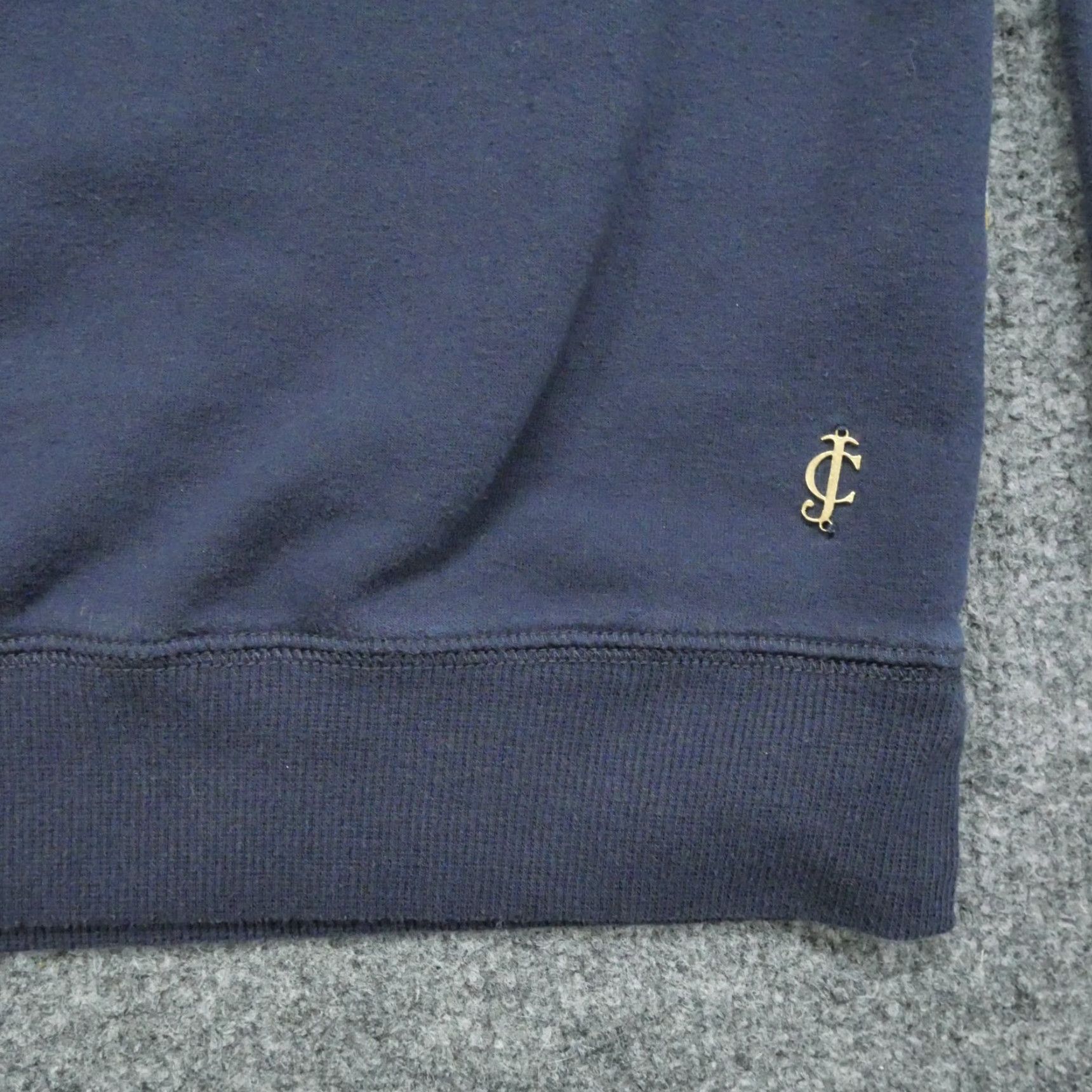 Juicy Couture Juicy Couture Sweatshirt Womens M Blue Pullover Heart Raglan Crew Neck Casual Long Sleeve Pullover Size M / US 6-8 / IT 42-44 - 3 Thumbnail
