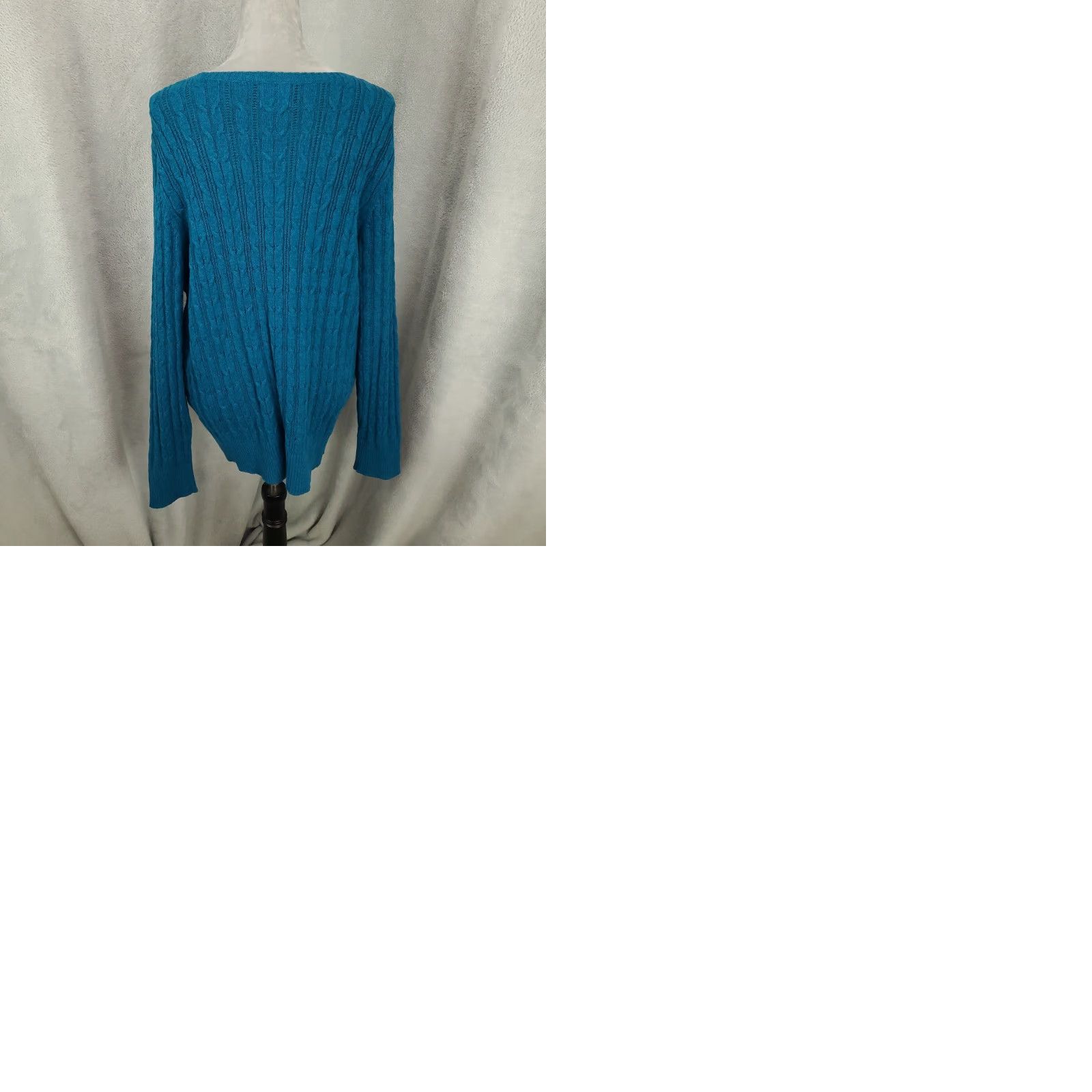 Vintage New Womens Sweater Size 2X Blue Cable Knit Chunky Long Sleeve Pullover NWT Size XXL / US 16-18 / IT 52-54 - 9 Thumbnail