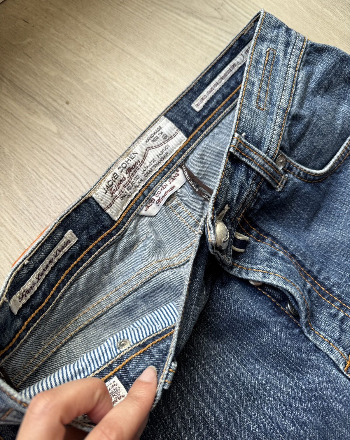 Jacob Cohen Classic premium denim from Jacob Cohen Size US 31 - 7 Thumbnail