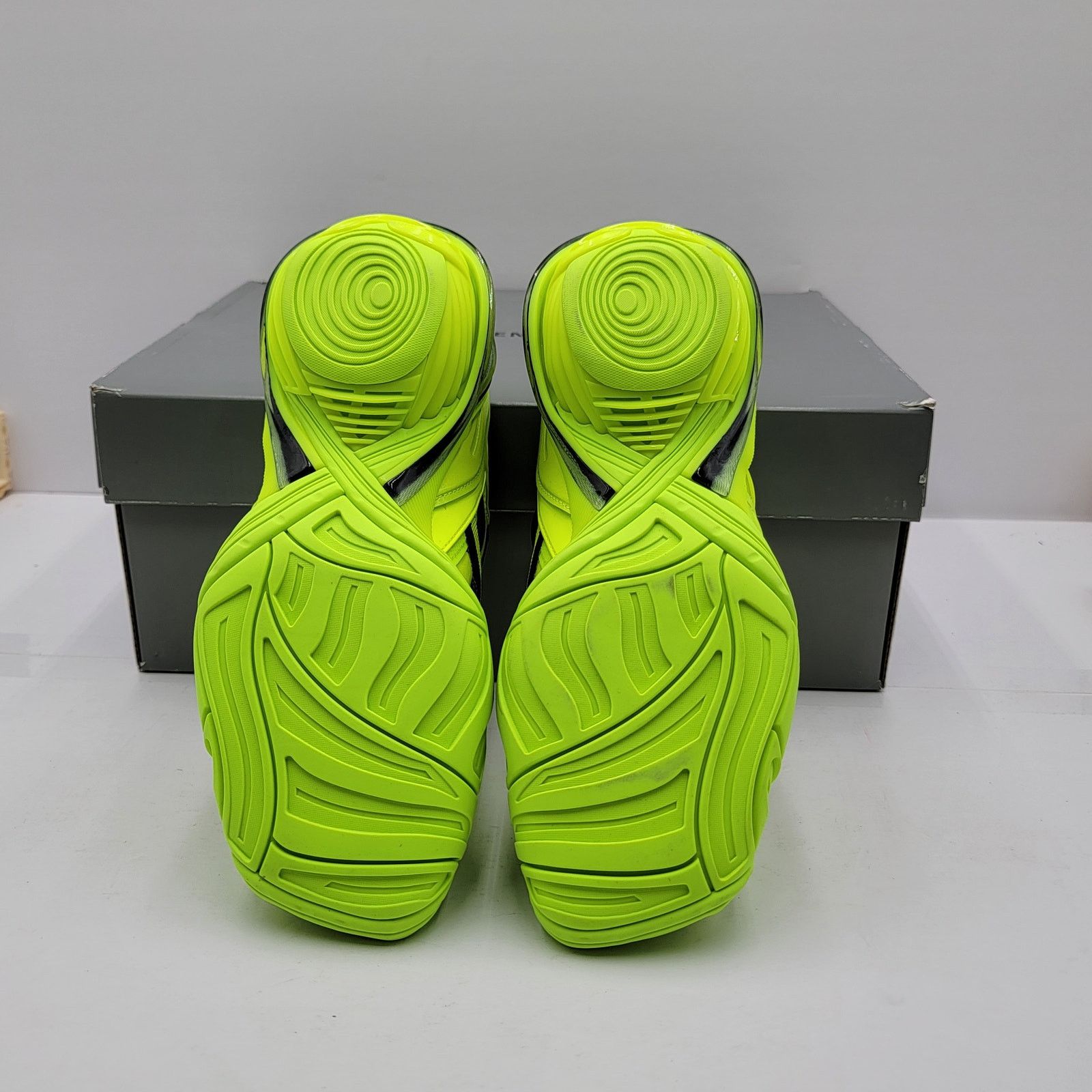 Balenciaga Balenciaga Women's Tyrex Fluo Yellow Sneakers - Size 7 Size US 7 / IT 37 - 7 Thumbnail