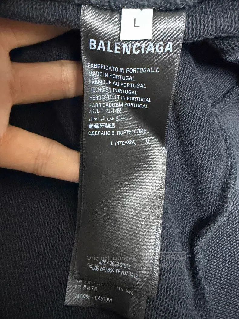 Balenciaga Balenciaga Distressed Logo Sweatshirt Size US L / EU 52-54 / 3 - 4 Thumbnail