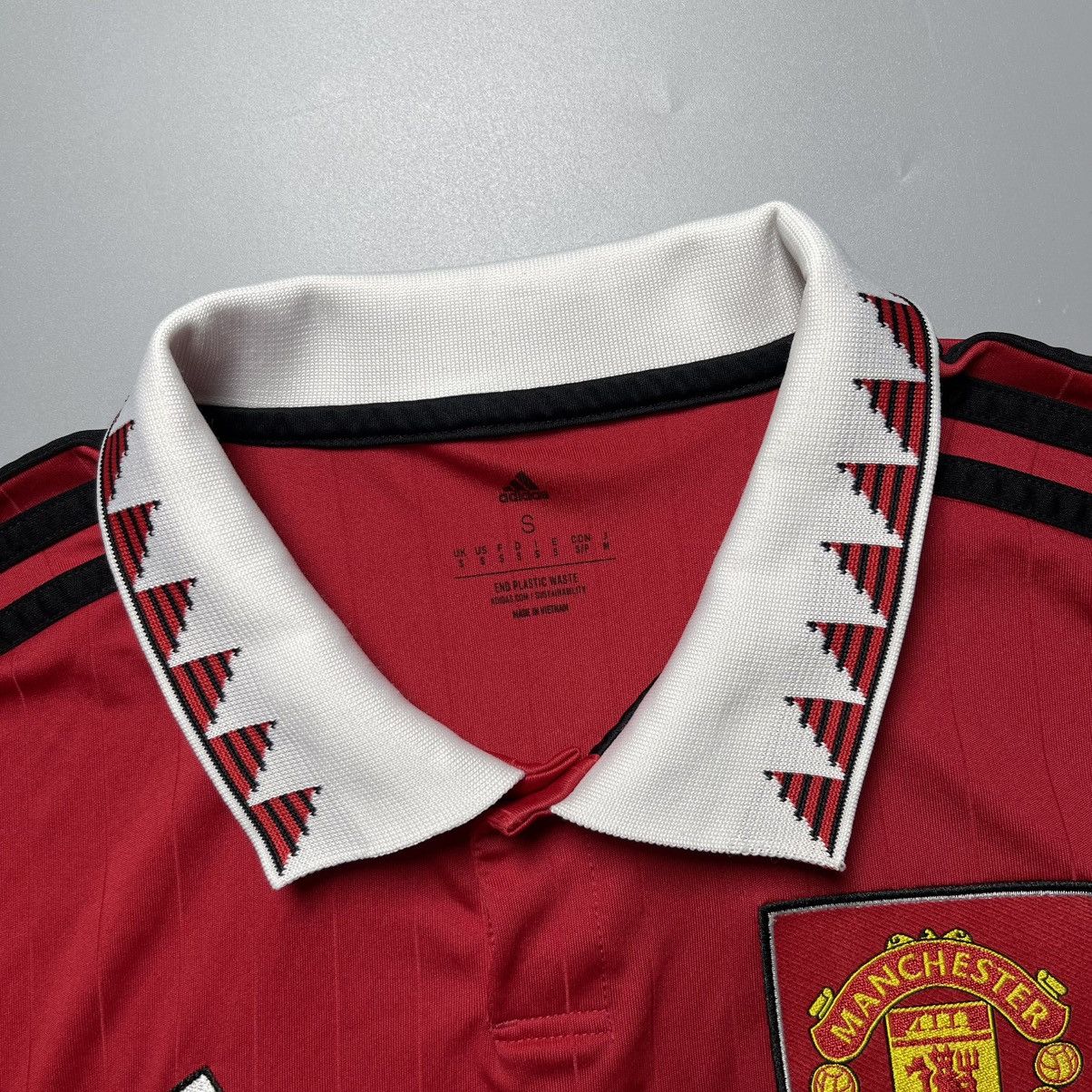 Adidas MANCHESTER UNITED ADIDAS 2022/2023 SOCCER JERSEY #7 RONALDO Size US S / EU 44-46 / 1 - 5 Thumbnail