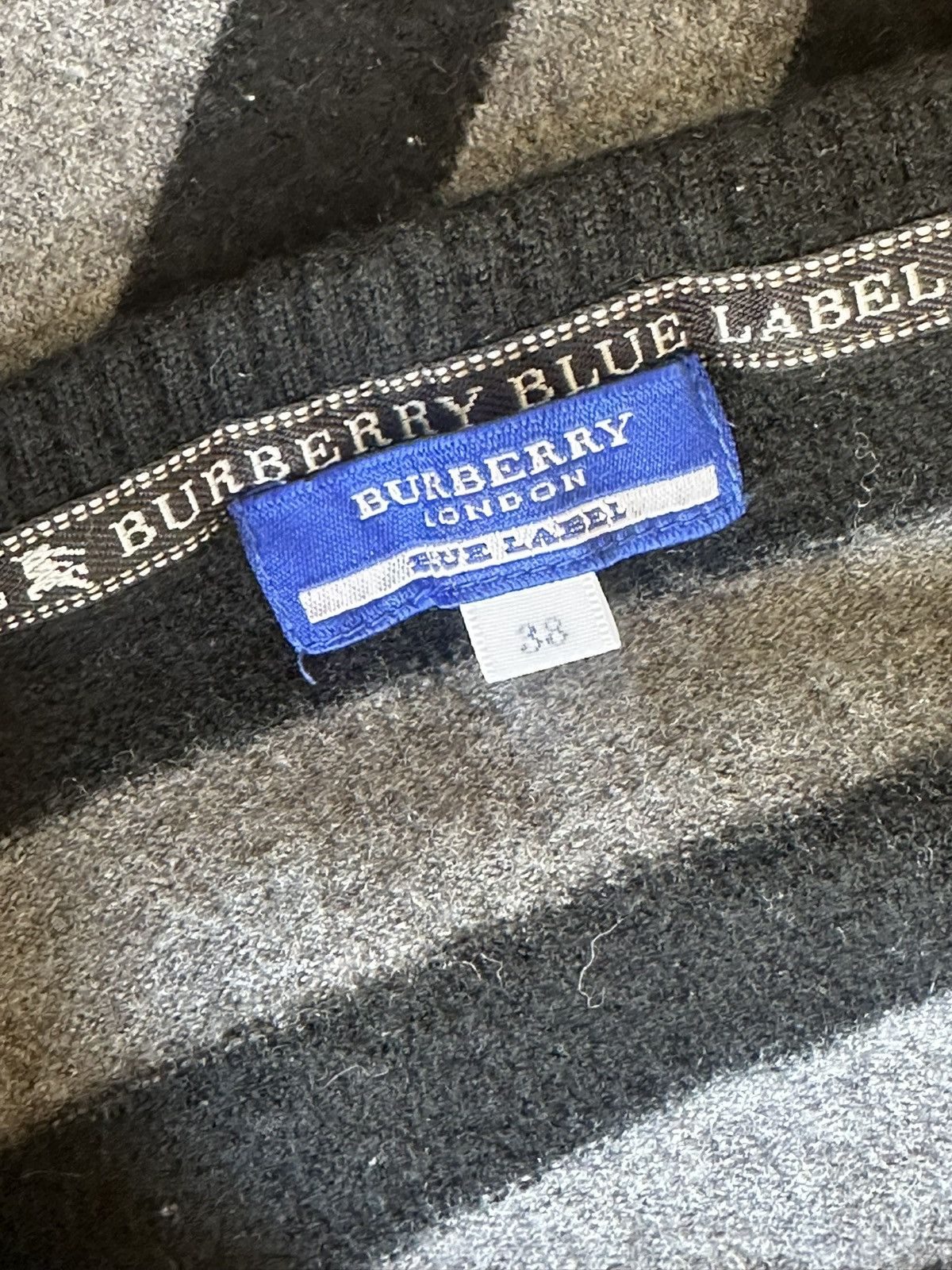 Burberry Burberry Striped Sweater Size XS / US 0-2 / IT 36-38 - 3 Thumbnail