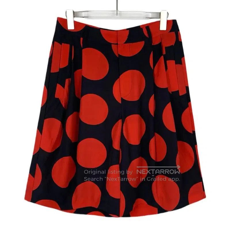 Alexander McQueen Alexander McQueen Colorful Men's Shorts with Bold Pattern . Size US 27 - 1 Thumbnail