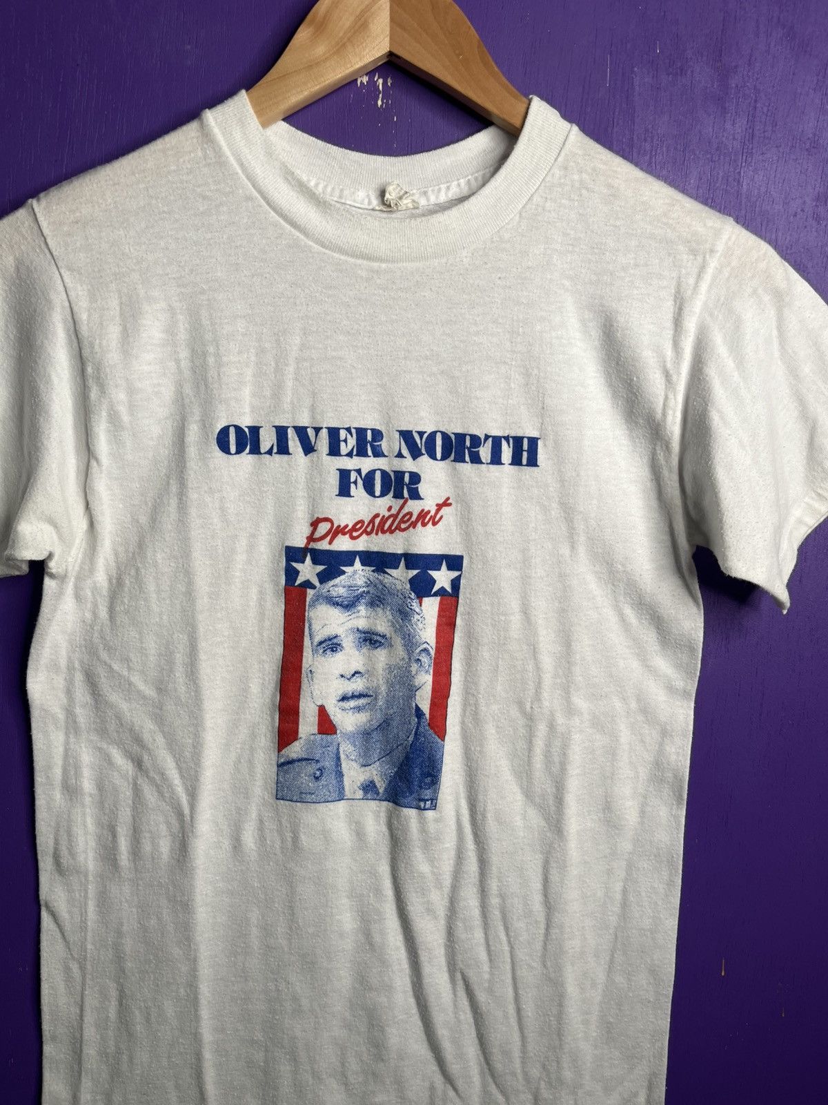 Vintage Vintage 80s Oliver north for president t-shirt Size US M / EU 48-50 / 2 - 3 Thumbnail