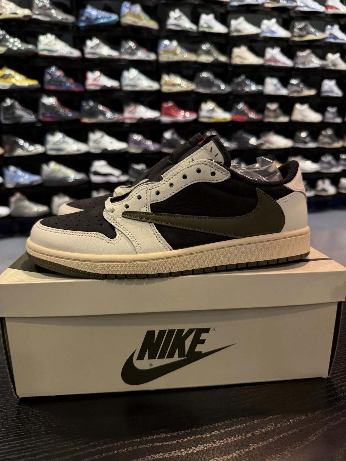 Nike Air Jordan 1 Low Women's Travis Scott Olive 9W 7.5M NEW