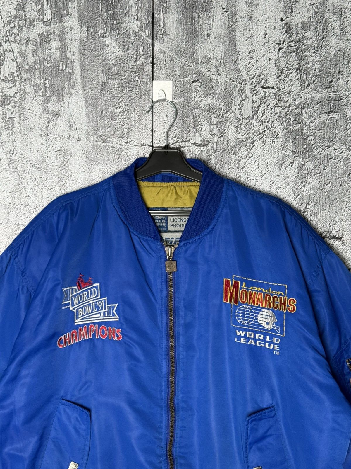 Starter Vintage London Monarchs Wolrd League NFL Bomber Jacket Size US L / EU 52-54 / 3 - 9 Thumbnail