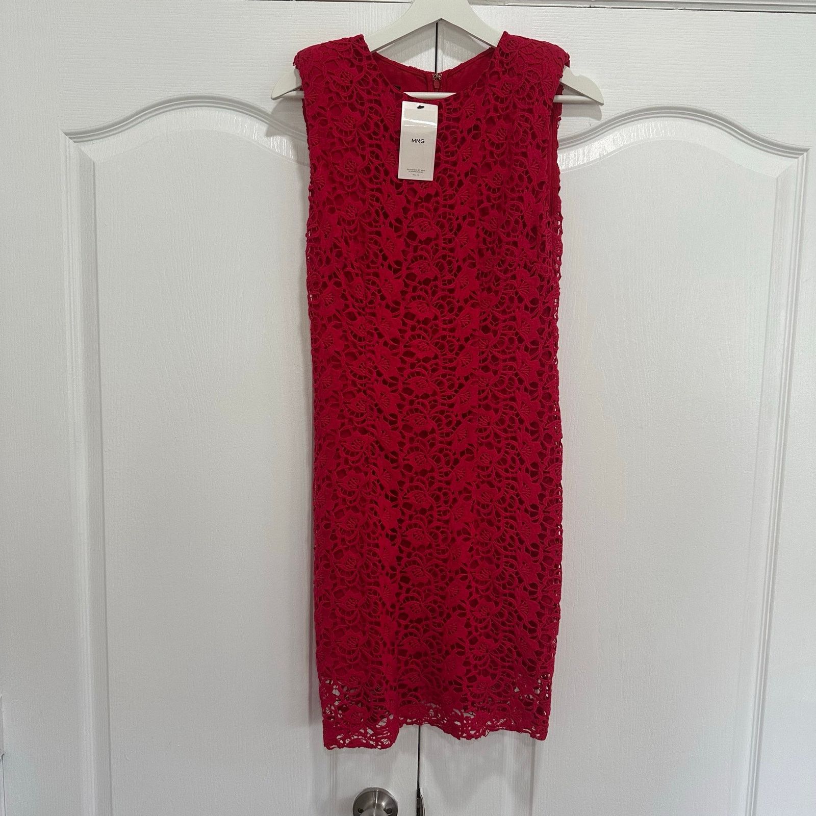 Mango Mango MNG Suit Red Crochet Sleeveless Lace Sheath Dress Size M / US 6-8 / IT 42-44 - 1 Thumbnail