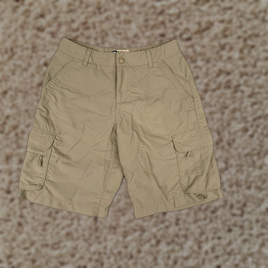 Vintage VINTAGE Cabela's Women's Shorts Cargo Casual Hiking Camping Fishing 27x10 Beige Cotton Blend Size 4 Size 27" / US 4 / IT 40 - 1 Thumbnail