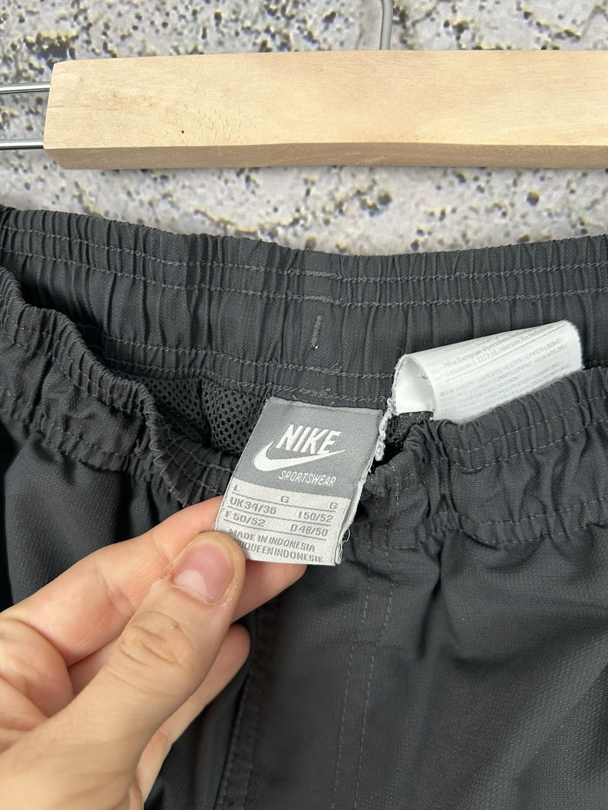 Nike Vintage Nike Air Max LTD Sweatpants Nylon Gorpcore Drill Size US 34 / EU 50 - 7 Thumbnail