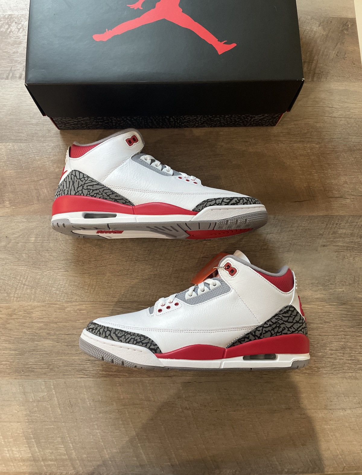 Jordan Brand Air Jordan 3 Retro Size US 11 / EU 44 - 7 Thumbnail