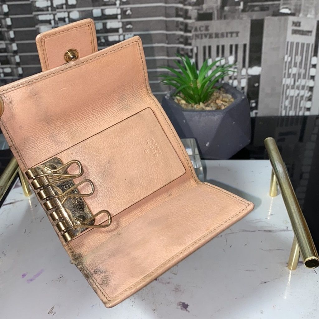 Gucci Authentic Gucci GG Key Case Size ONE SIZE - 8 Thumbnail