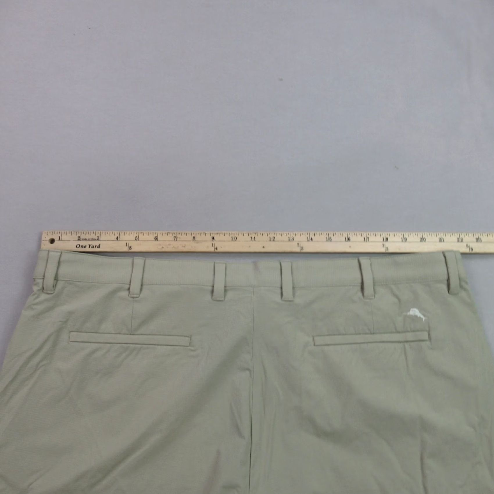 Tommy Bahama Tommy Bahama Shorts Mens 44 Pocket Lightweight Outdoors Chino Beige Size US 44 / EU 60 - 6 Thumbnail