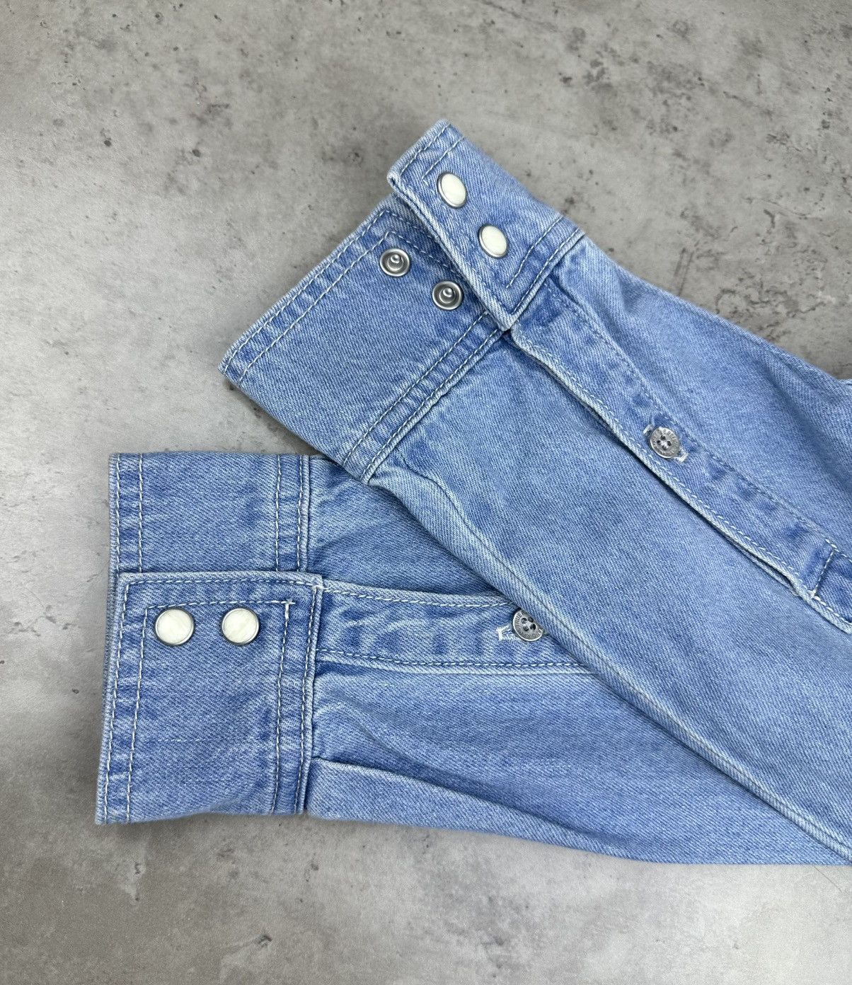 True Religion True Religion Shirt Cowboy Western Long Sleeve Denim size M Size US M / EU 48-50 / 2 - 9 Thumbnail