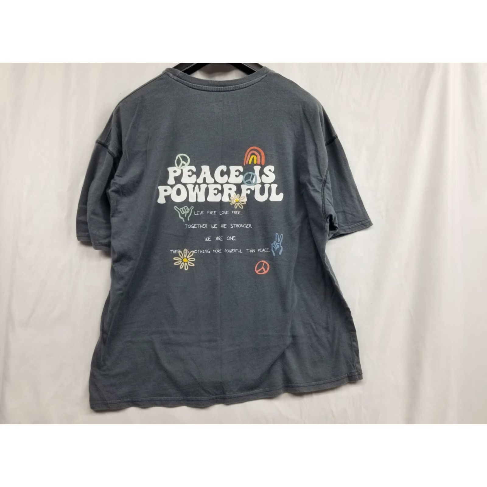 Vintage Peace Is Powerful Short Sleeve Crewneck T-Shirt Men's Medium Gray Cotton 100% Graphic Tee Unbranded Unisex Adults Crew Neck Size US M / EU 48-50 / 2 - 2 Thumbnail
