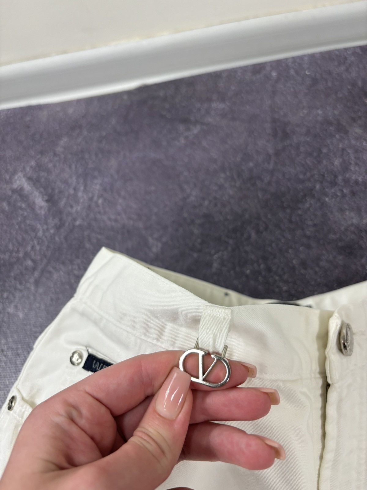 Valentino Vintage Valentino Women’s White Italian Luxury Pants Jeans Size 30" / US 8 / IT 44 - 15 Thumbnail