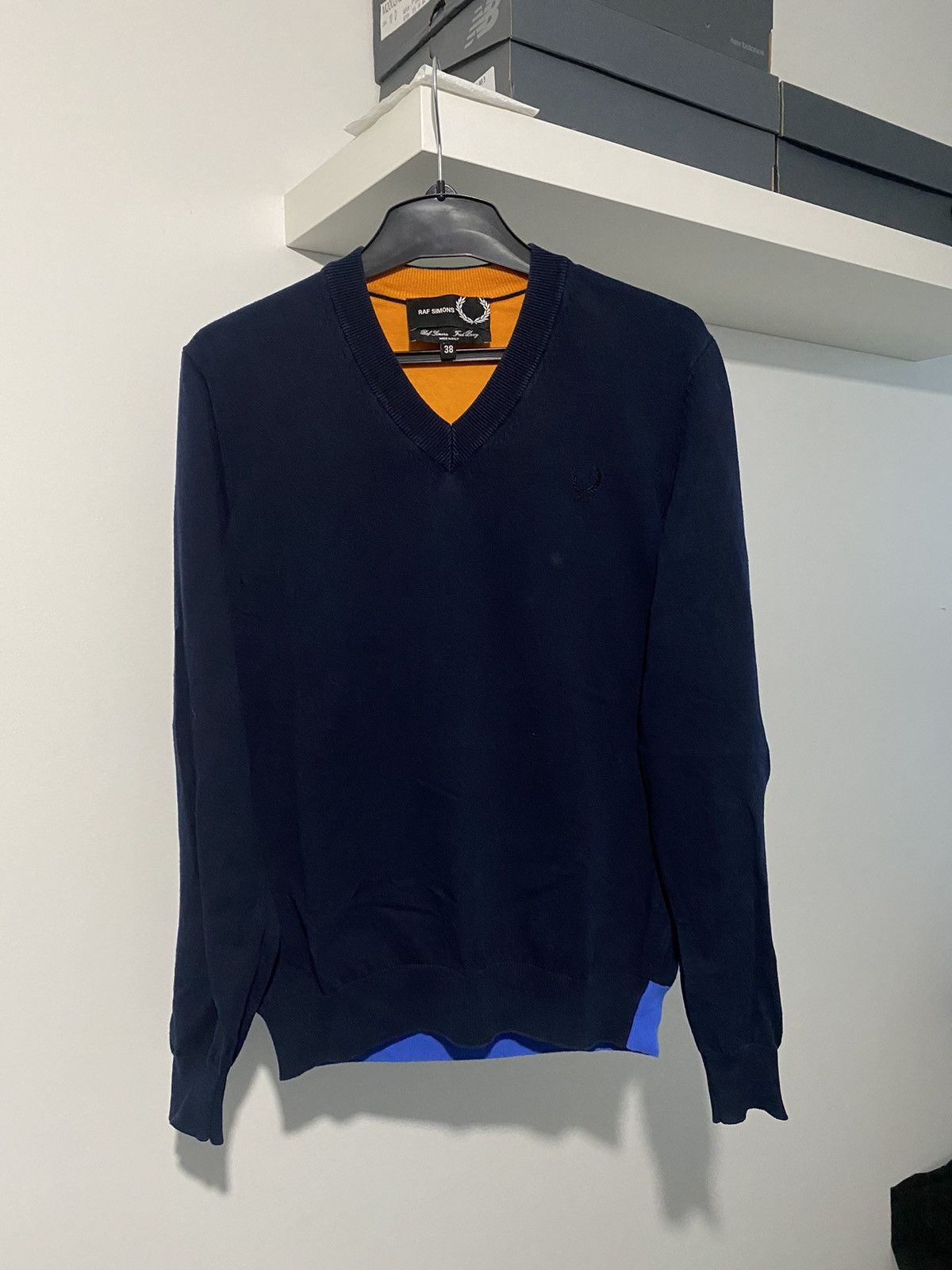 Fred Perry × Raf Simons RAF Simons x Fred Perry V-Neck Jumper 38 sweater pullover Size US M / EU 48-50 / 2 - 6 Thumbnail
