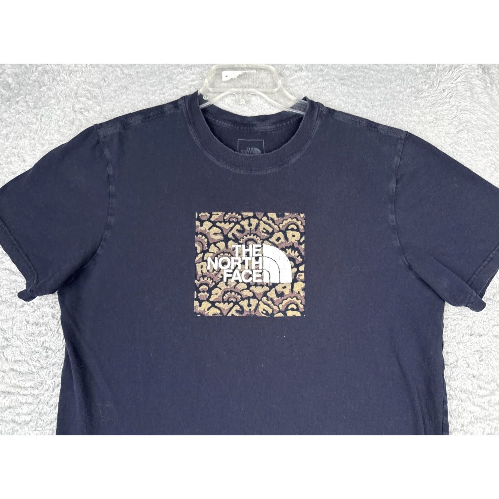 The North Face The North Face Shirt Mens Large Black Crew Neck Short Sleeve Graphic Logo Tee Size US L / EU 52-54 / 3 - 4 Thumbnail