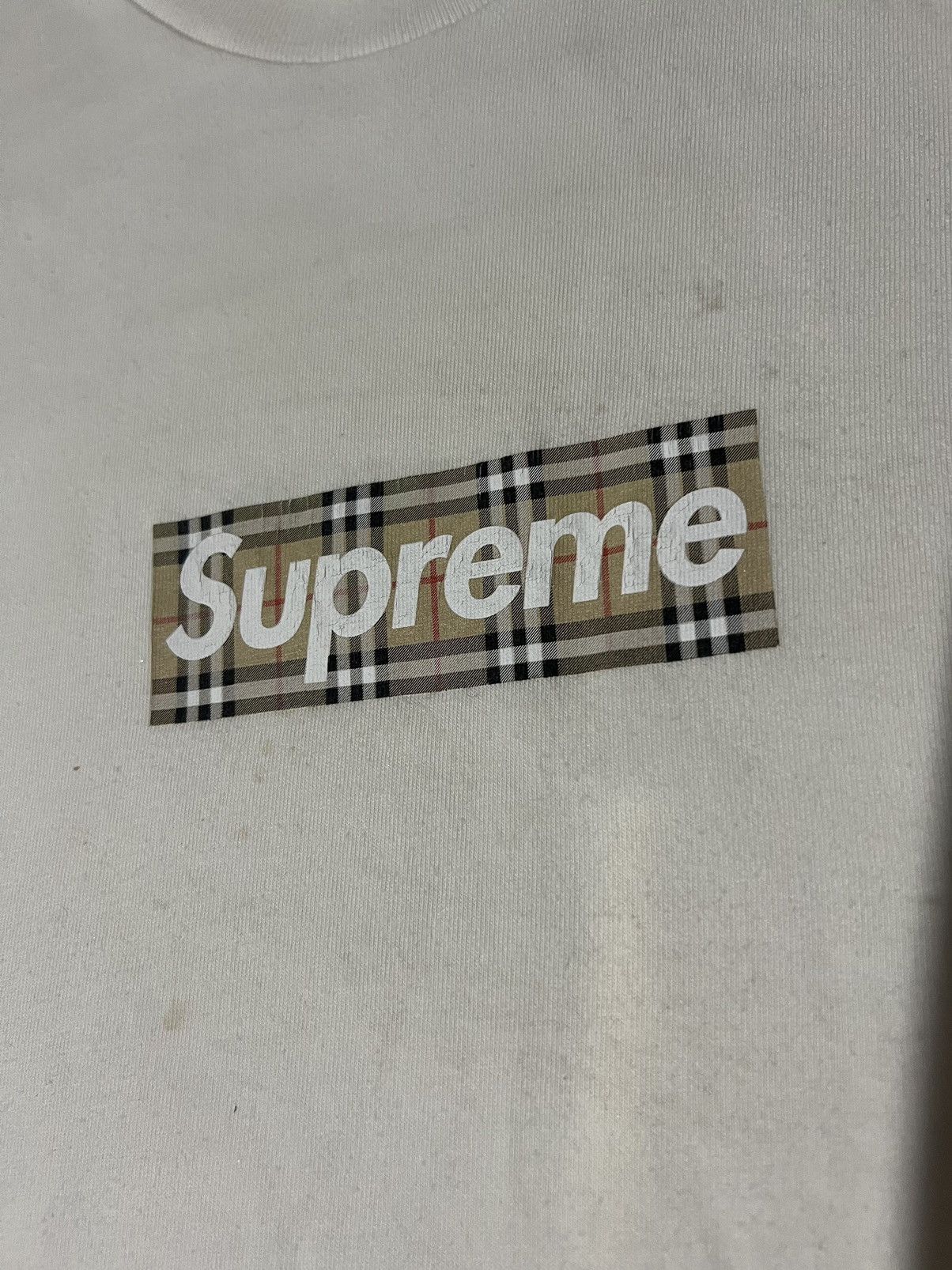 Supreme L Supreme Burberry Box Logo T-Shirt Size US L / EU 52-54 / 3 - 5 Thumbnail