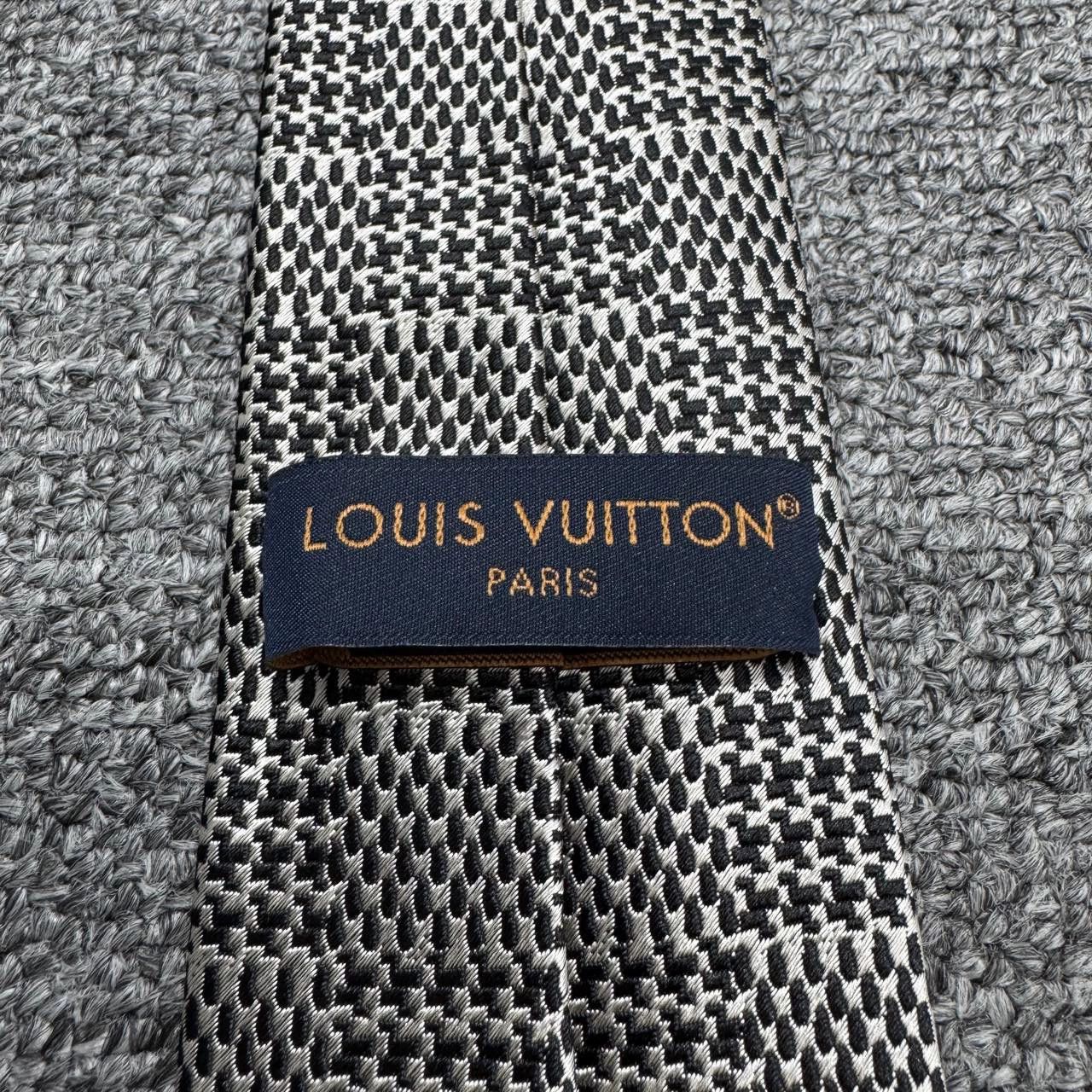 Louis Vuitton LV Pharrell Checkerboard Tie 7x148cm 99 New Size ONE SIZE - 3 Thumbnail