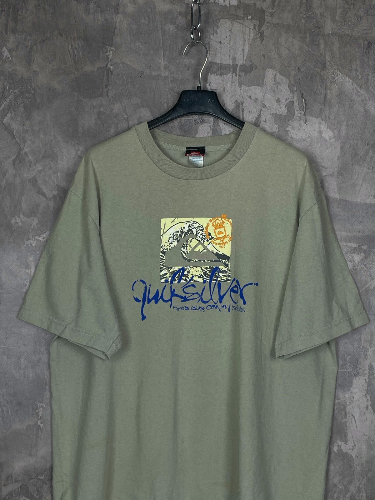 Quiksilver Vintage Quiksilver Y2K avantgarde streetwear t-shirt Size US L / EU 52-54 / 3 - 2 Thumbnail