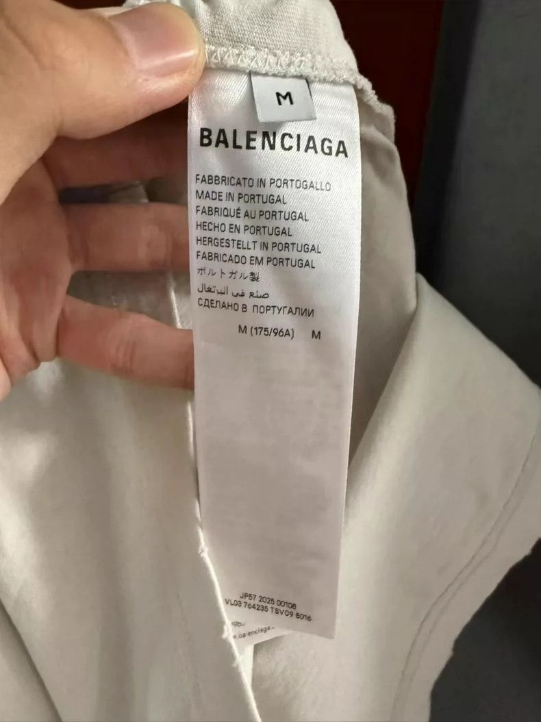 Balenciaga Balenciaga Embroidered logo on front and back Size US M / EU 48-50 / 2 - 4 Thumbnail