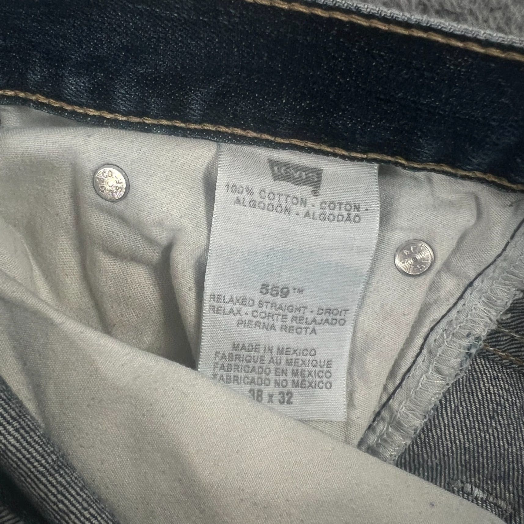 Levi's VINTAGE Levi's Bermuda Shorts 38 Men 559 Cut Off Denim 8" Jorts Grunge Beach Baggy 90s Mens Size US 38 / EU 54 - 7 Thumbnail
