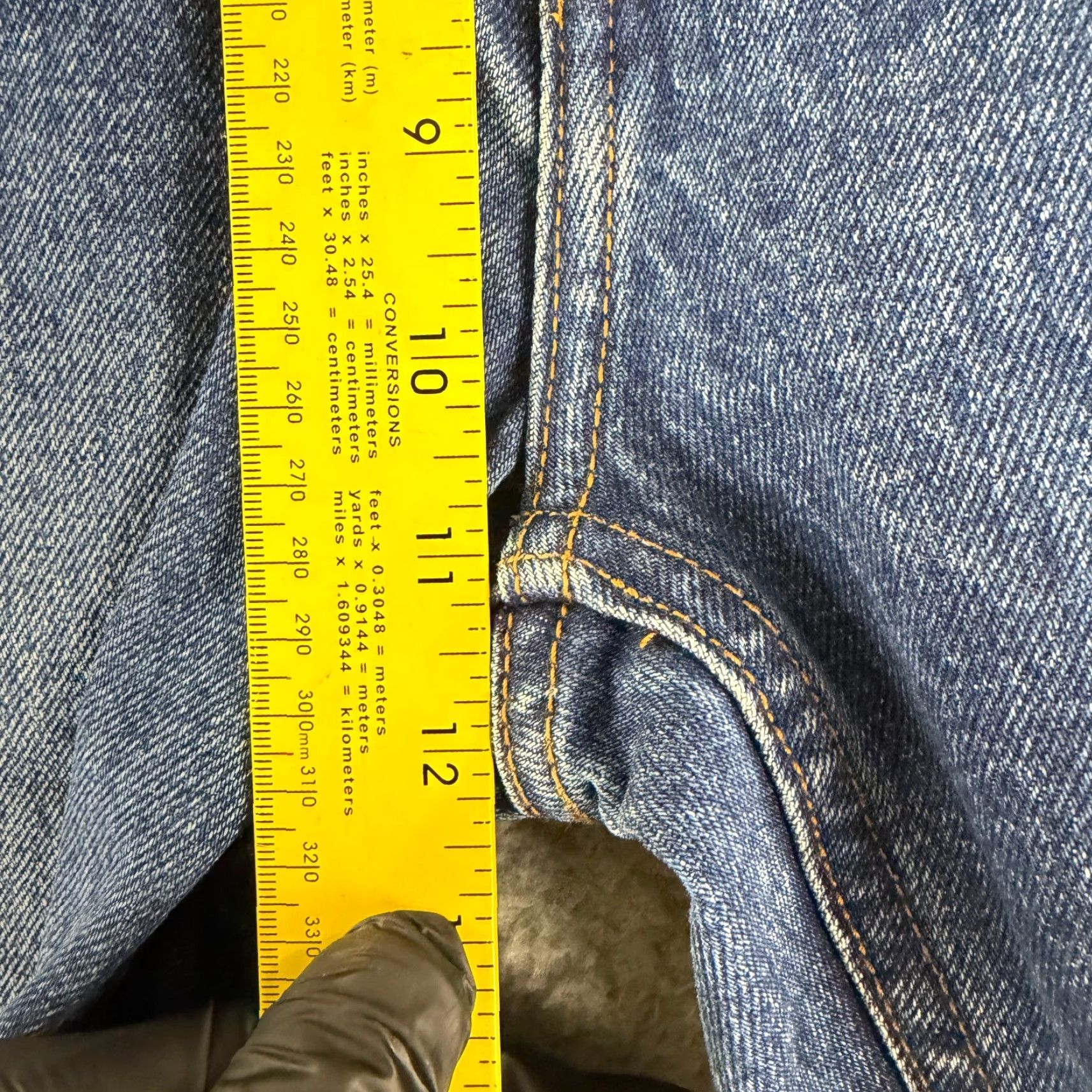 I Love Ugly I Love Ugly Hi Stranger Jeans Mens Small Blue Denim Cropped 5-Pocket 100% Cotton Jeans Regular Small Blue 90s City College Denim Cropped Mens Size US 29 - 6 Thumbnail