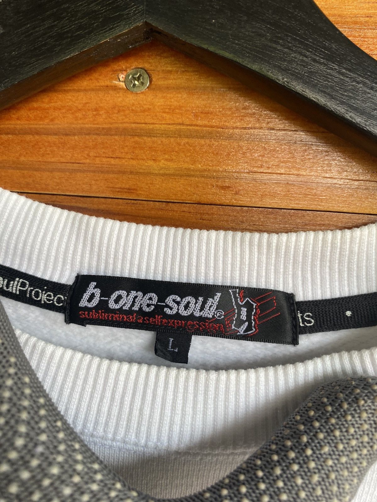Japanese Brand B-One-Soul White Graphic – Subliminal Self Expression Size US L / EU 52-54 / 3 - 9 Thumbnail