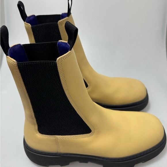 Burberry Burberry Creeper Chelsea Boots Yellow Black Men’s EU 44/US 1 Size US 11 / EU 44 - 3 Thumbnail