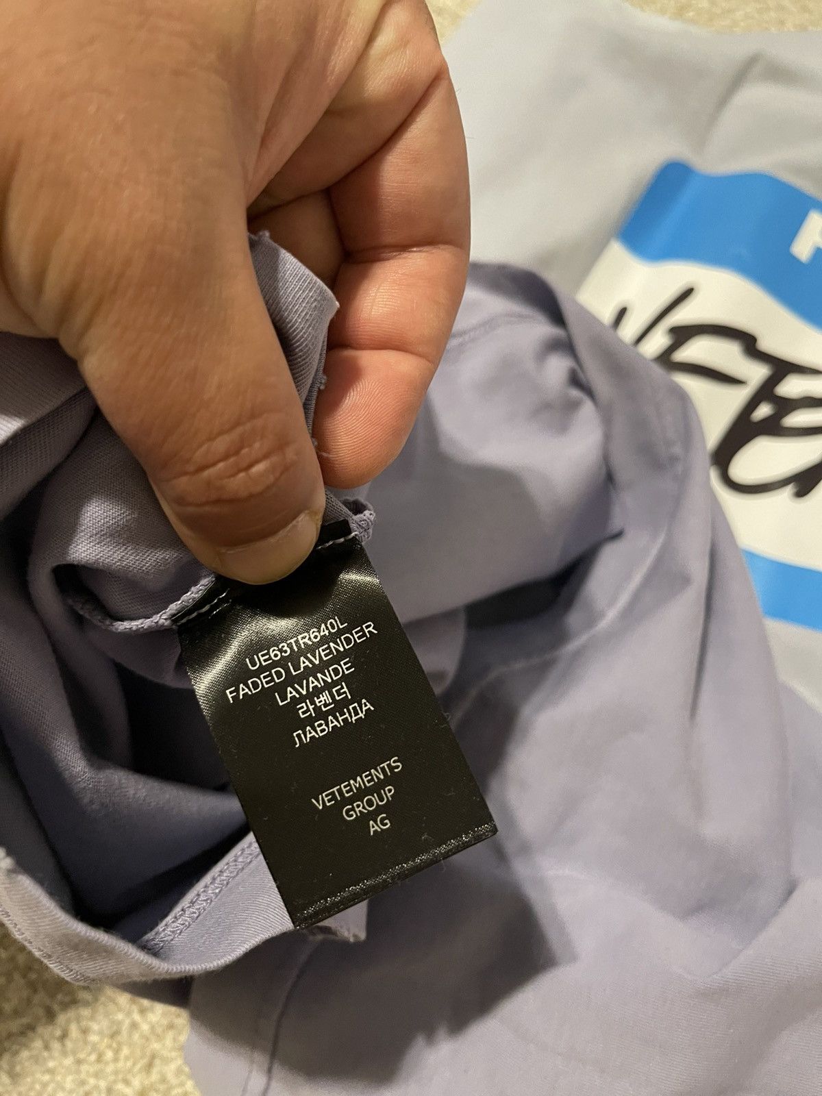 Vetements Vetements T Shirt Size US XXL / EU 58 / 5 - 9 Thumbnail