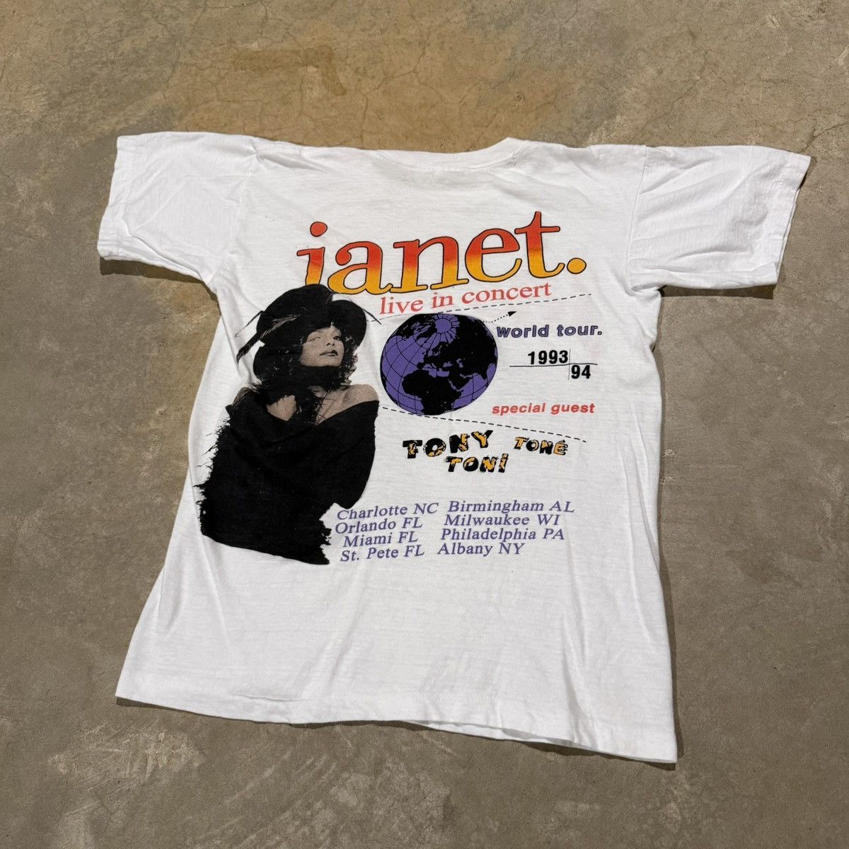 Vintage Vtg 1994 Janet Jackson World Tour Live In Concert Rap Tee Size US M / EU 48-50 / 2 - 5 Thumbnail