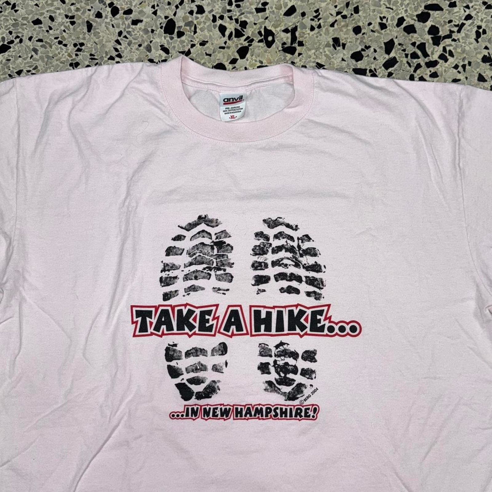 Anvil × Vintage VINTAGE Y2K TAKE A HIKE…IN NEW HAMPSHIRE! BOOT SOUVENIR TEE: Size US XL / EU 56 / 4 - 2 Thumbnail