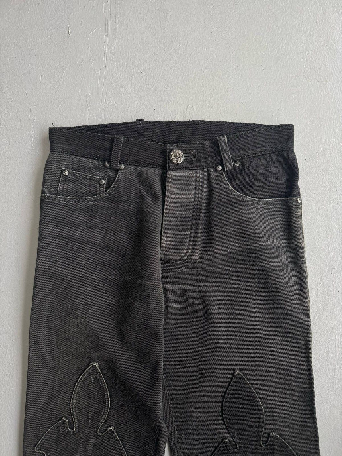 Chrome Hearts Vintage Chrome Hearts Fleur Knee Denim Flared Pants Size 28" / US 6 / IT 42 - 2 Thumbnail