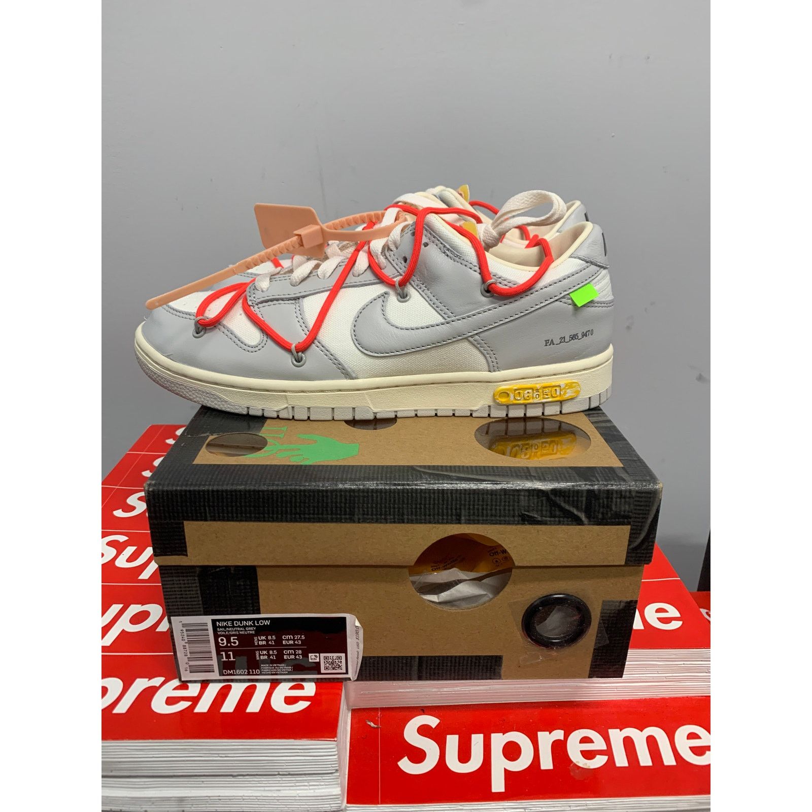 Nike Nike Dunk Low Off-White Grey White Red Lot 6 Size 9.5 NEW Size US 9.5 / EU 42-43 - 4 Thumbnail
