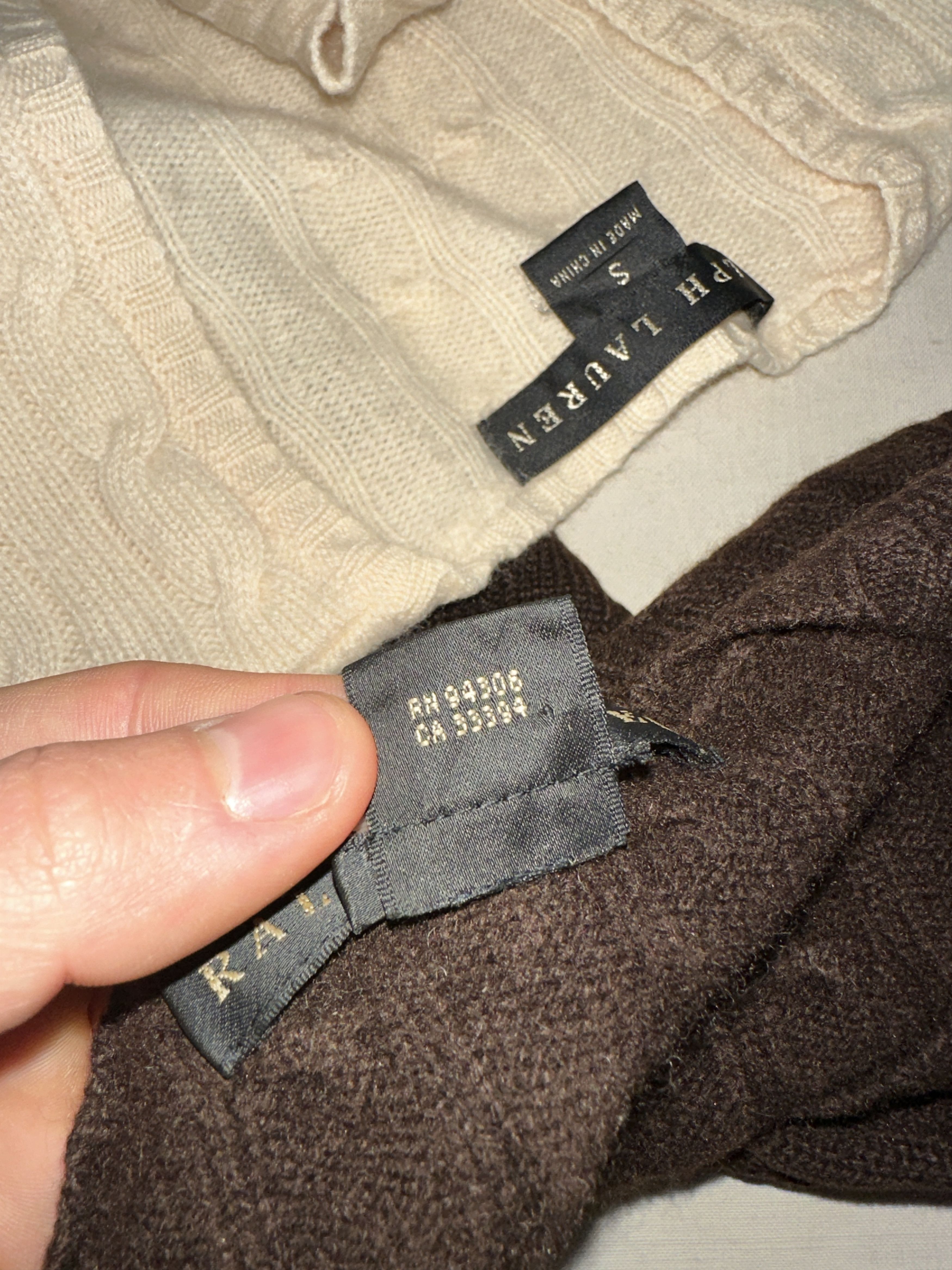 Ralph Lauren Black Label Ralph Lauren Black Label Cashmere Knit V Neck Sweater Slim M Size M / US 6-8 / IT 42-44 - 9 Thumbnail