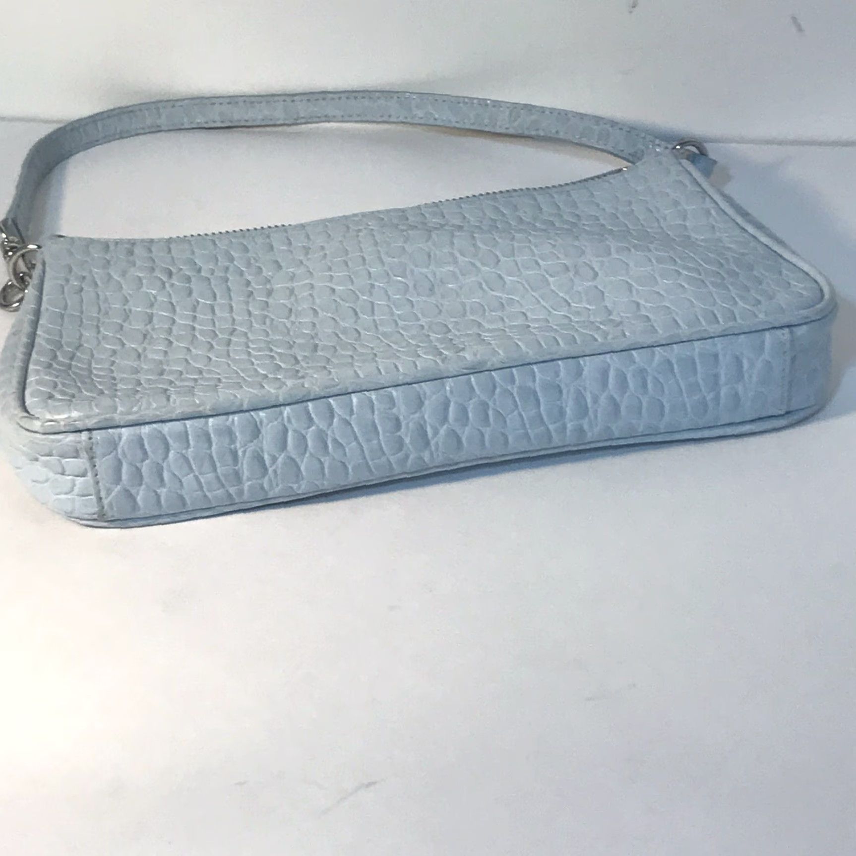 Banana Republic Banana Republic Pale Blue Leather Shoulder Bag Small 10.5in x 5.5in Business Casual Womens Size ONE SIZE - 6 Thumbnail
