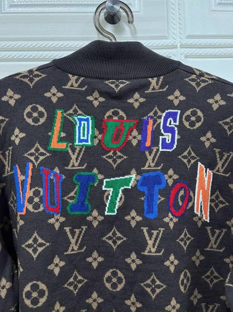 Louis Vuitton Louis Vuitton NBA full-print knit jacket Size US S / EU 44-46 / 1 - 7 Thumbnail